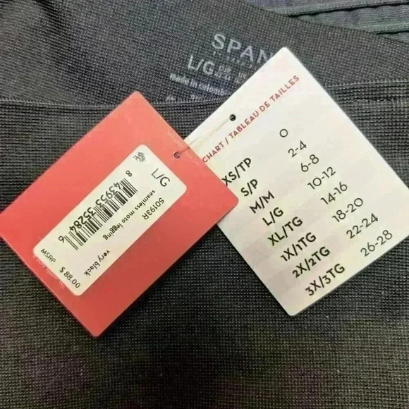 Spanx Revolve Look at Me Now Seamless Moto Leggings in Very Black Size Large NWT - Picture 9 of 9